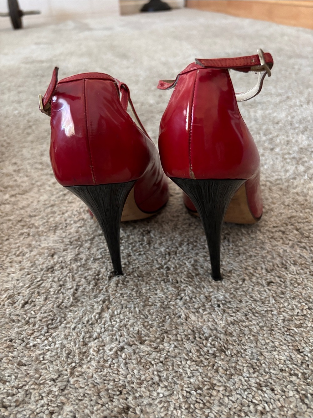 Jimmy Choo Red Patent Leather Open-Toe Heels 8.5 - Picture 4 of 8